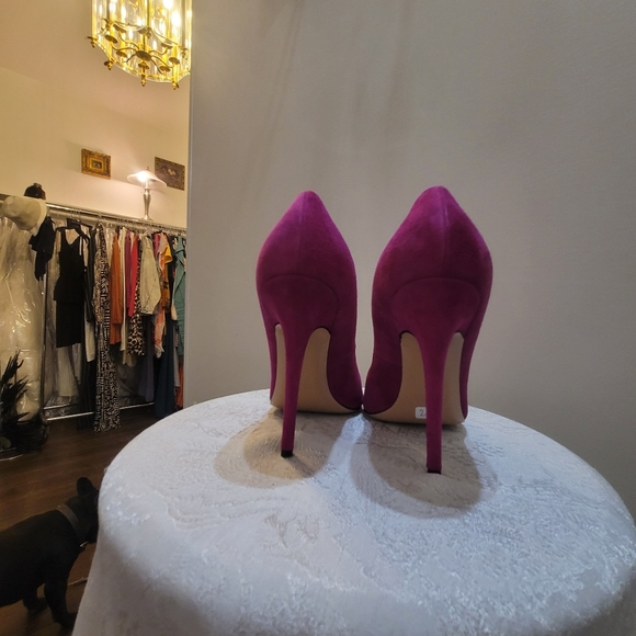 Hot pink, genuine leather suede, pointed toe high heel pumps - Picture 6 of 9
